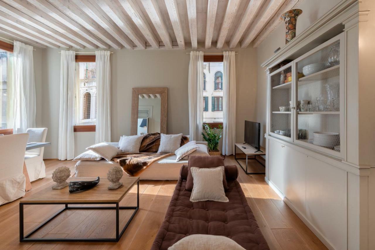 Bridge Of Sighs Luxurious Apartment Venedig